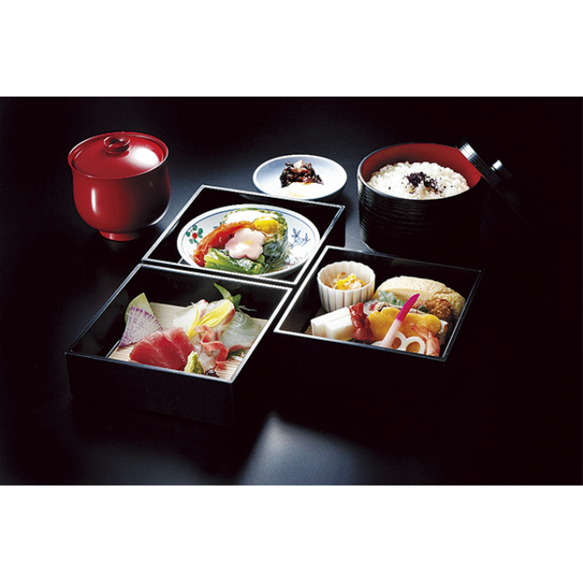 【兵庫県】西村屋 和味旬彩2名様 和味旬彩 三段弁当 竹(昼食)