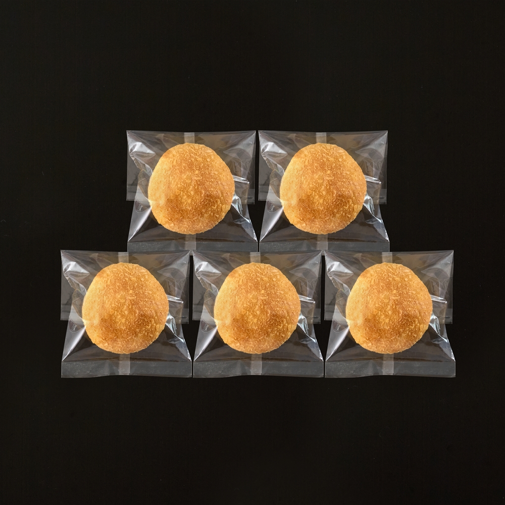 滋賀 近江牛入り焼きカレーパン