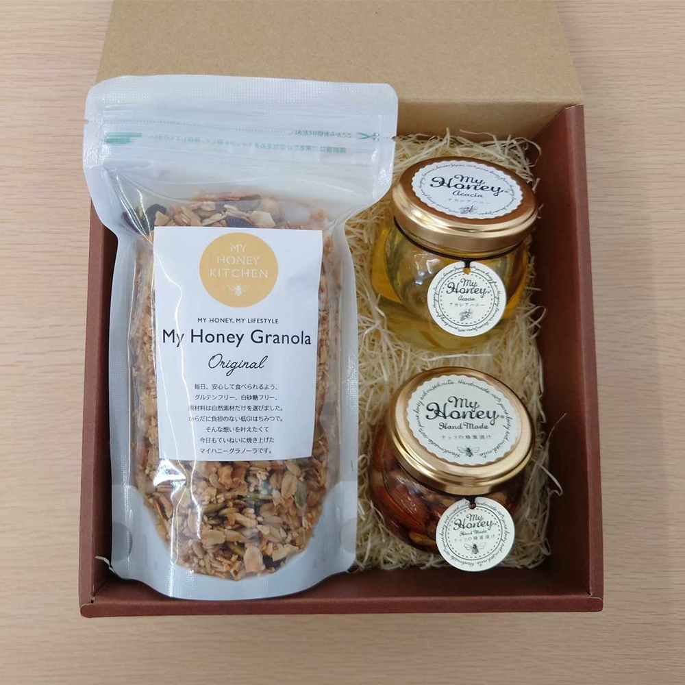 東京・表参道 「MY HONEY」 グラノーラ&アカシアはちみつ&ナッツ蜂蜜漬けセット