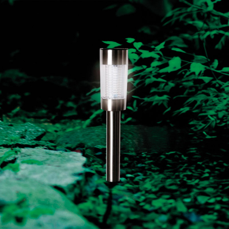 ソーラー式ガーデンライト