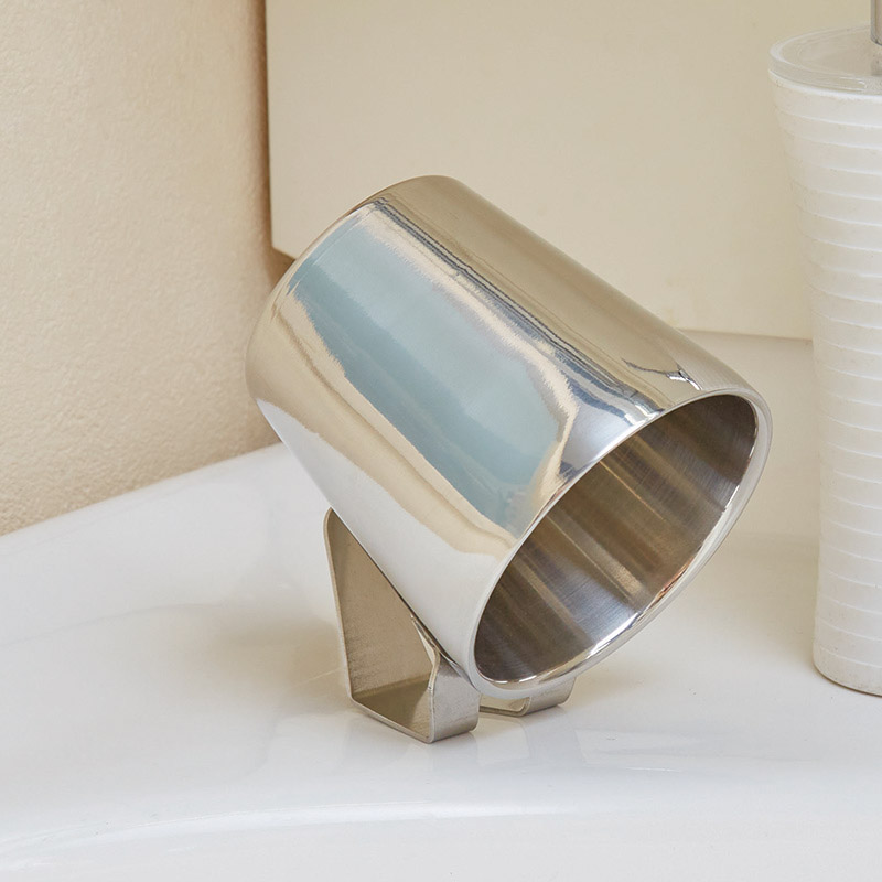 セーブインダストリー　　水切れのいいうがいコップ