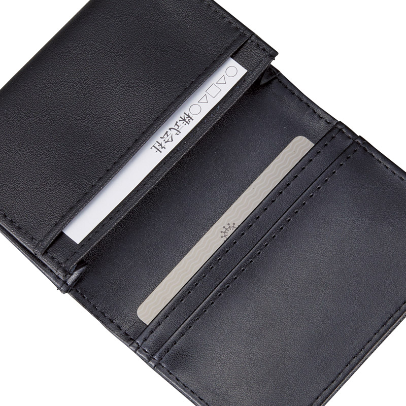 ペスカロロ　　名刺入れ