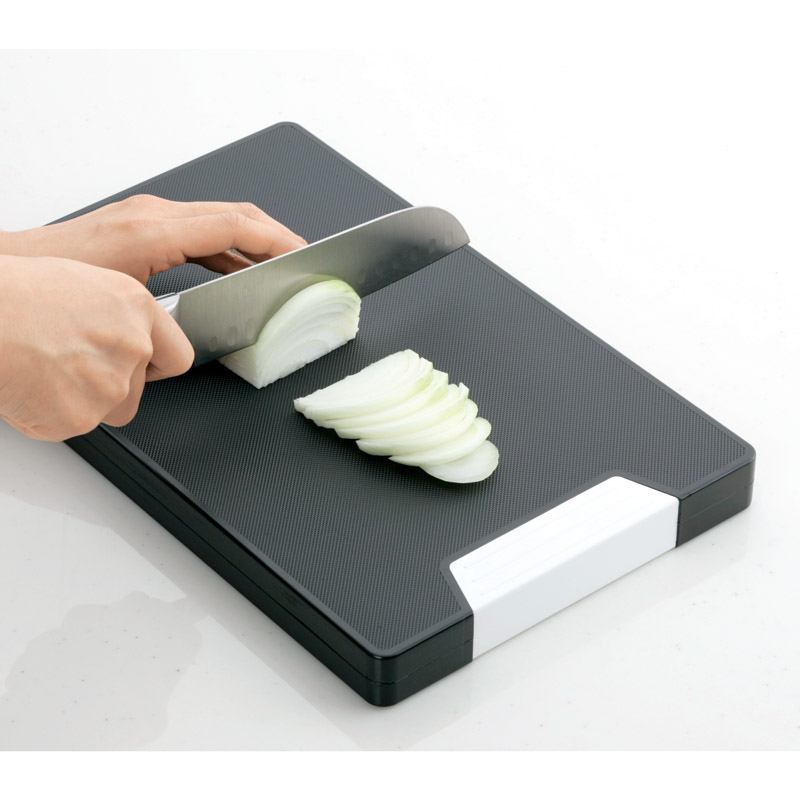 抗菌まな板 かるわざブラック