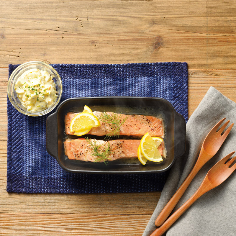 マジカリーノ　　レンジで発熱する角型皿(ショート)