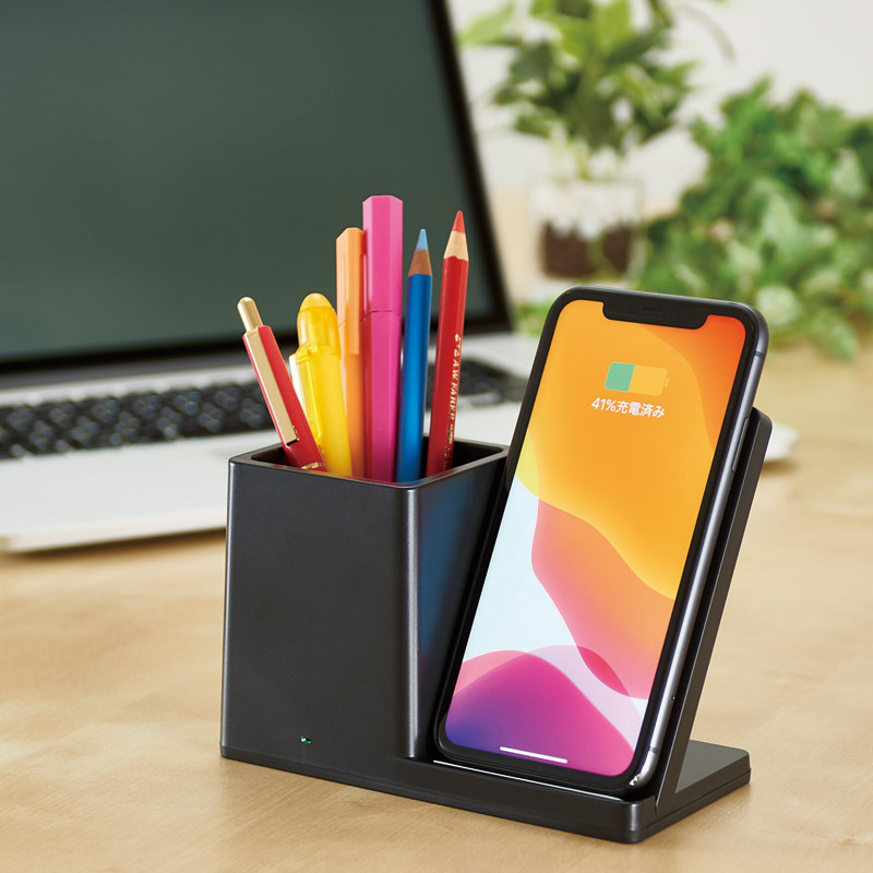 ペンホルダー付ワイヤレス充電器