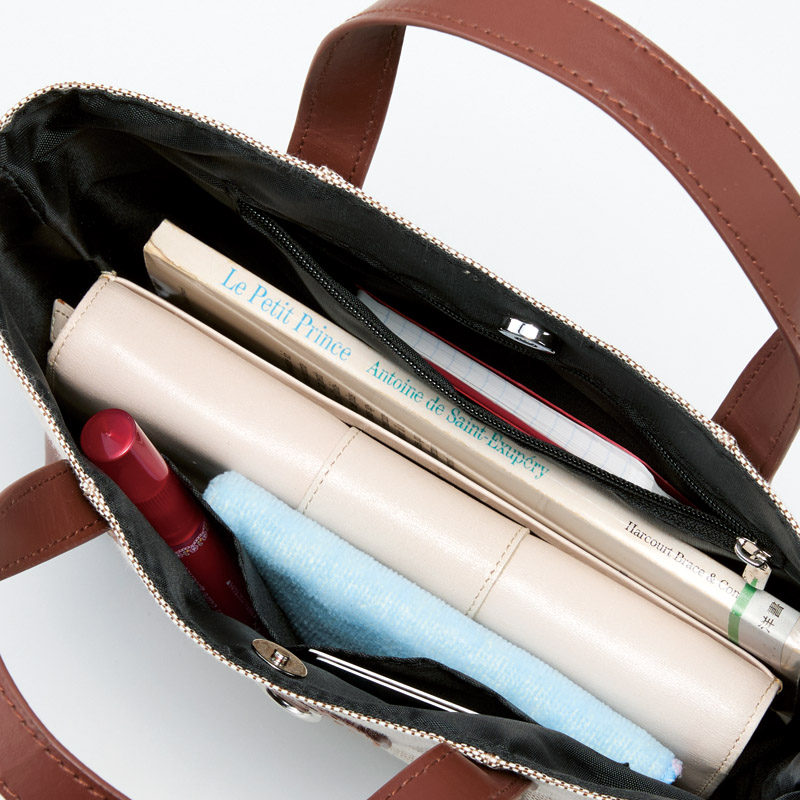 ジュンコ コシノ イコール　　エルガリー手提げバッグ