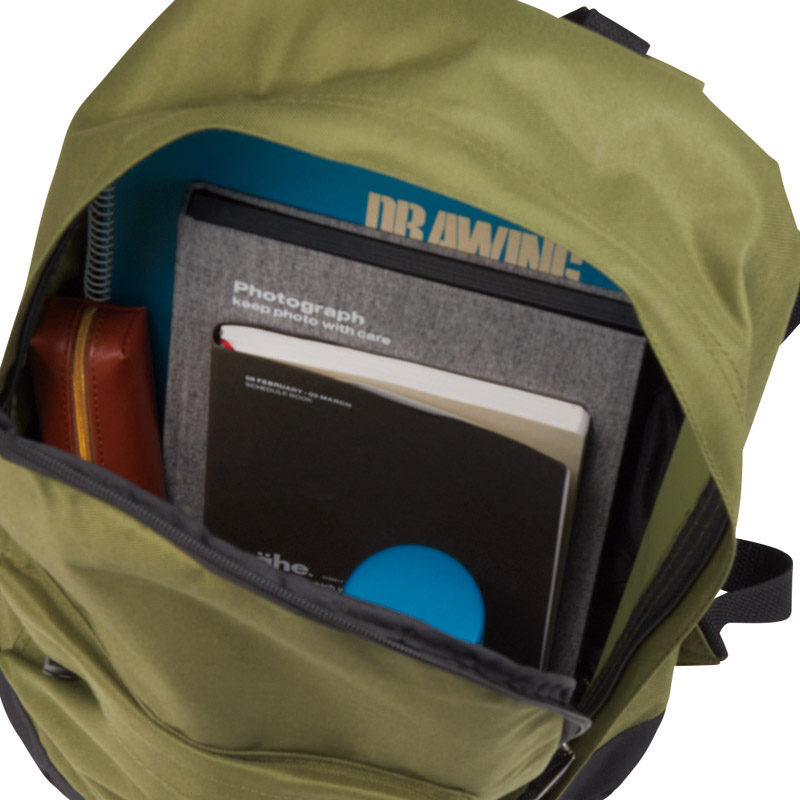 バックパック(カーキ)