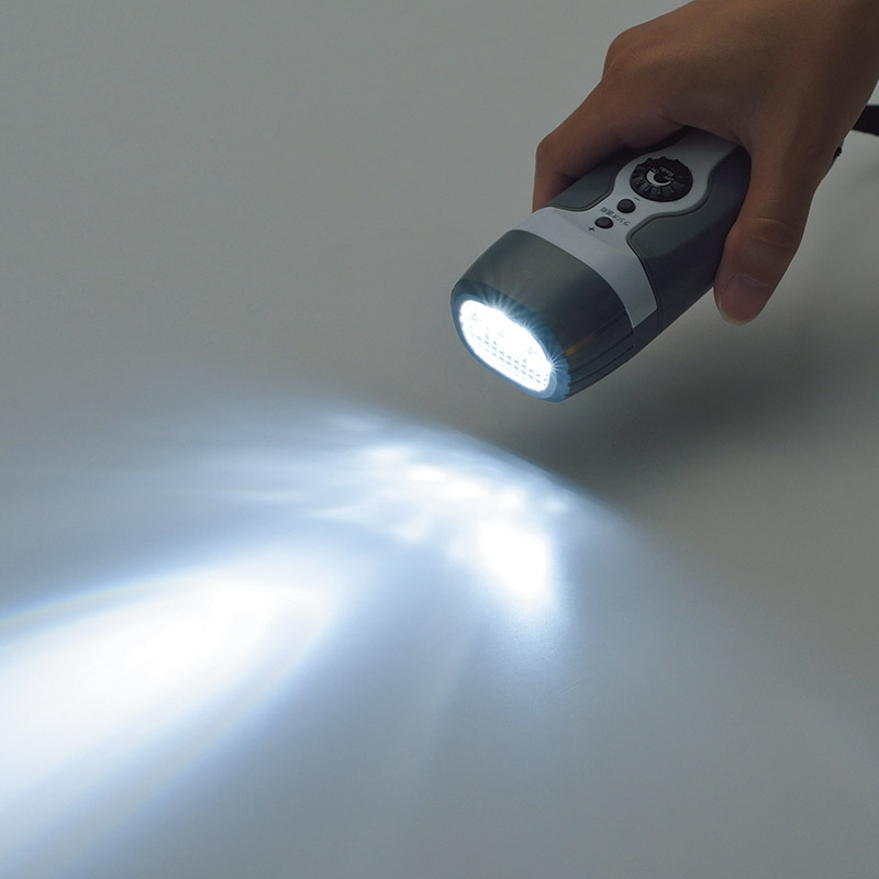 エレット　　多機能ポータブルライト