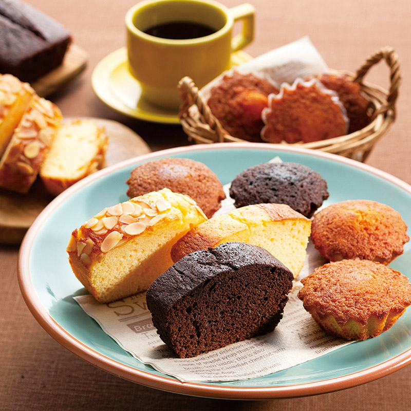 スイートバスケット　　ケーキ･焼き菓子詰合せ