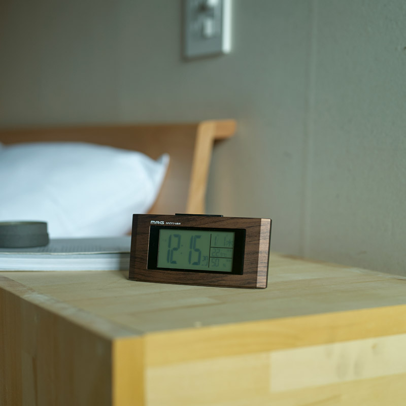 マグ　　電波時計ウッドイラン