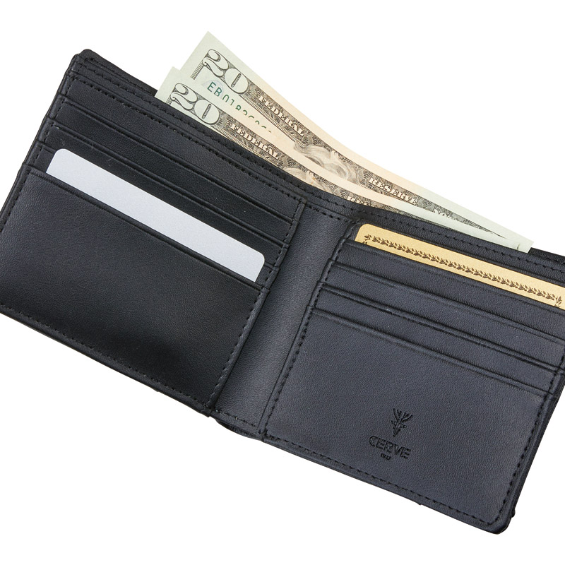 チェルベ　　オストリッチ風型押二つ折財布