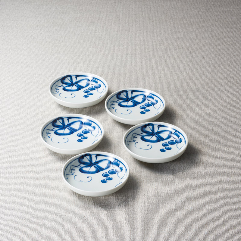 波佐見焼　　古染青磁ぶどう絵 小皿5枚揃