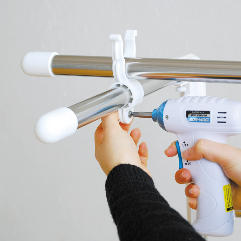 アースマン　　乾電池式ミニドライバー