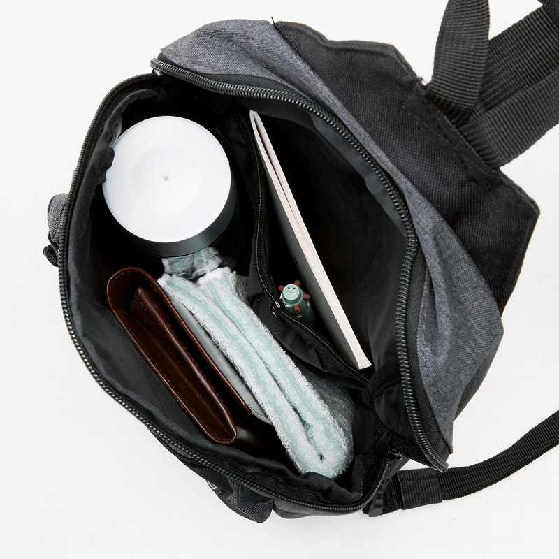 a.v.v　　ワンショルダーアウトポケット