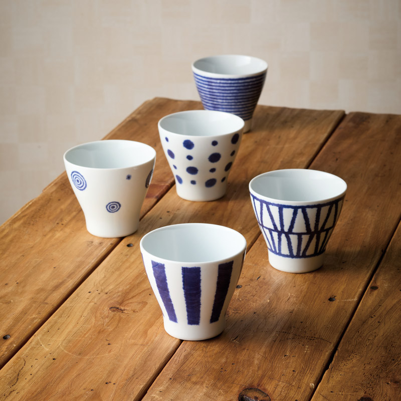 波佐見焼　　藍玉 カップ5客揃