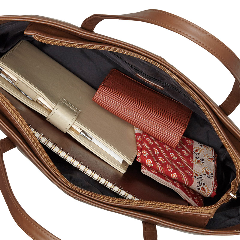 ジャンニ･バレンチノ　　トートバッグ