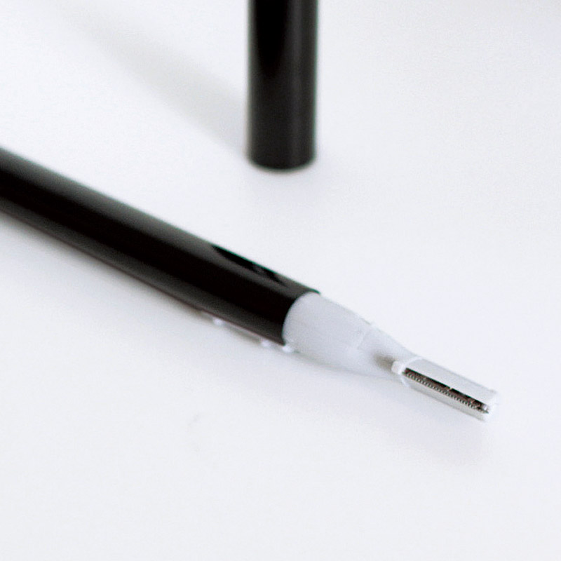 フェイスシェーバー&鼻毛カッター