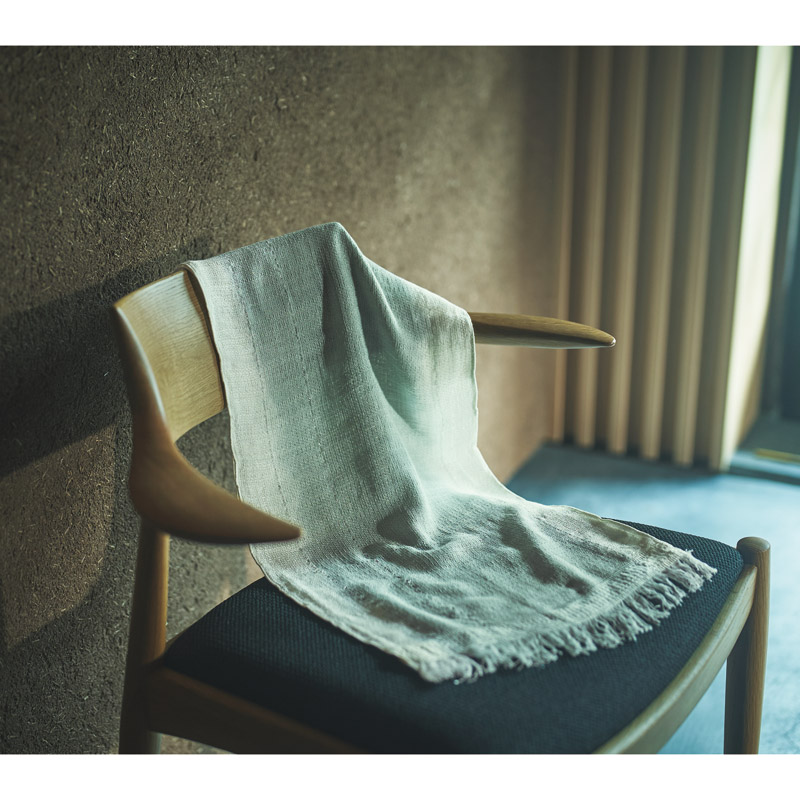 　〈天然草木染〉　あやめ織シルクミックスコットンマフラー