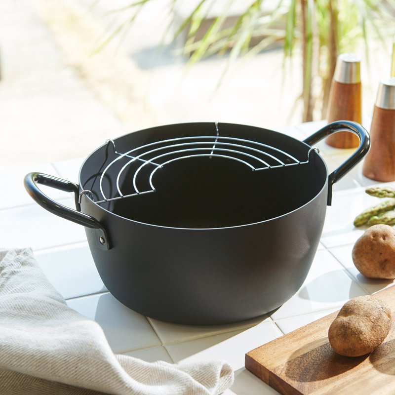 燕三　　IH対応深型天ぷら鍋22cm(半月あみ付)