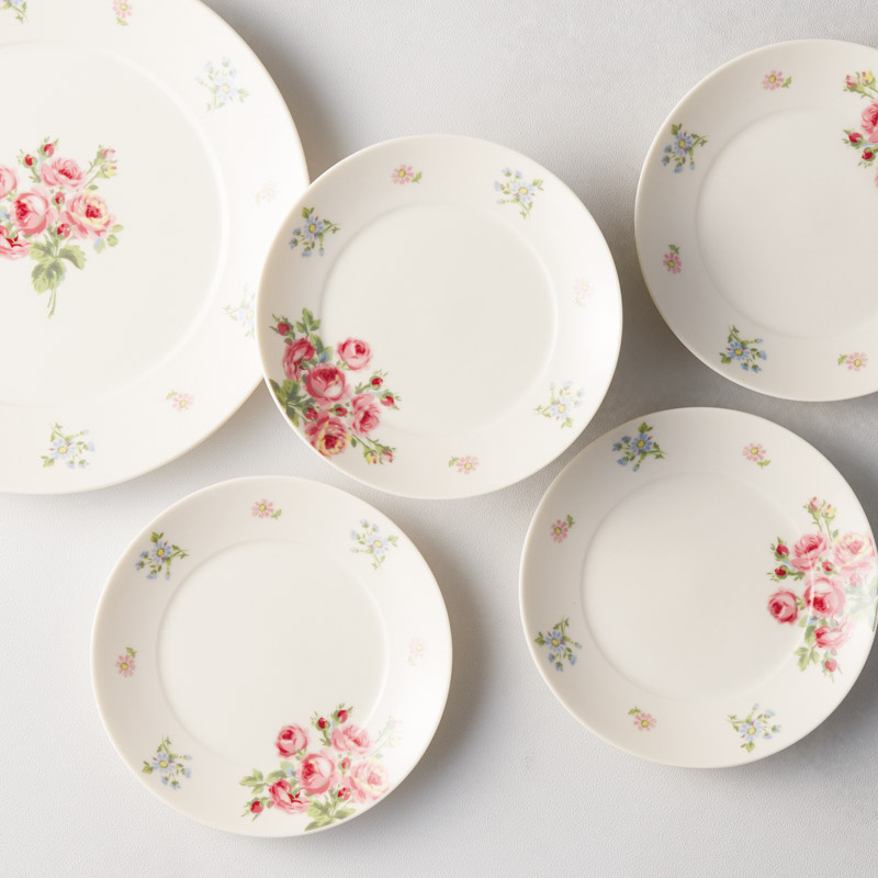 ローラ アシュレイ　〈バンチェッド ロージズ〉　ベリーセット