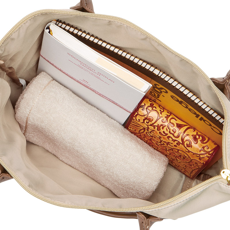 イルムス　　ハンドバッグ