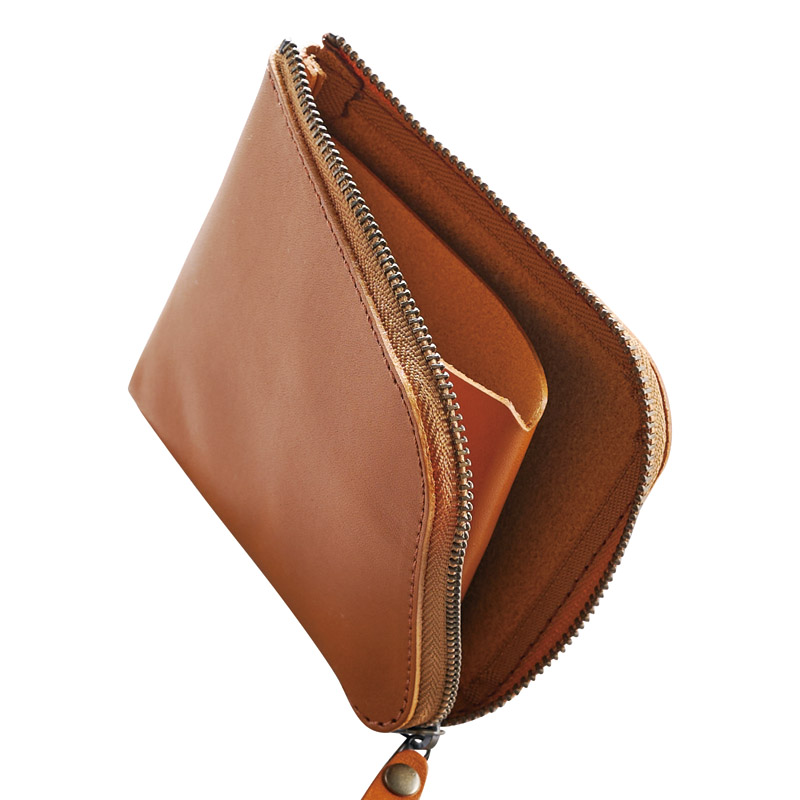 made in underground osaka.japan　　ヌメ革財布