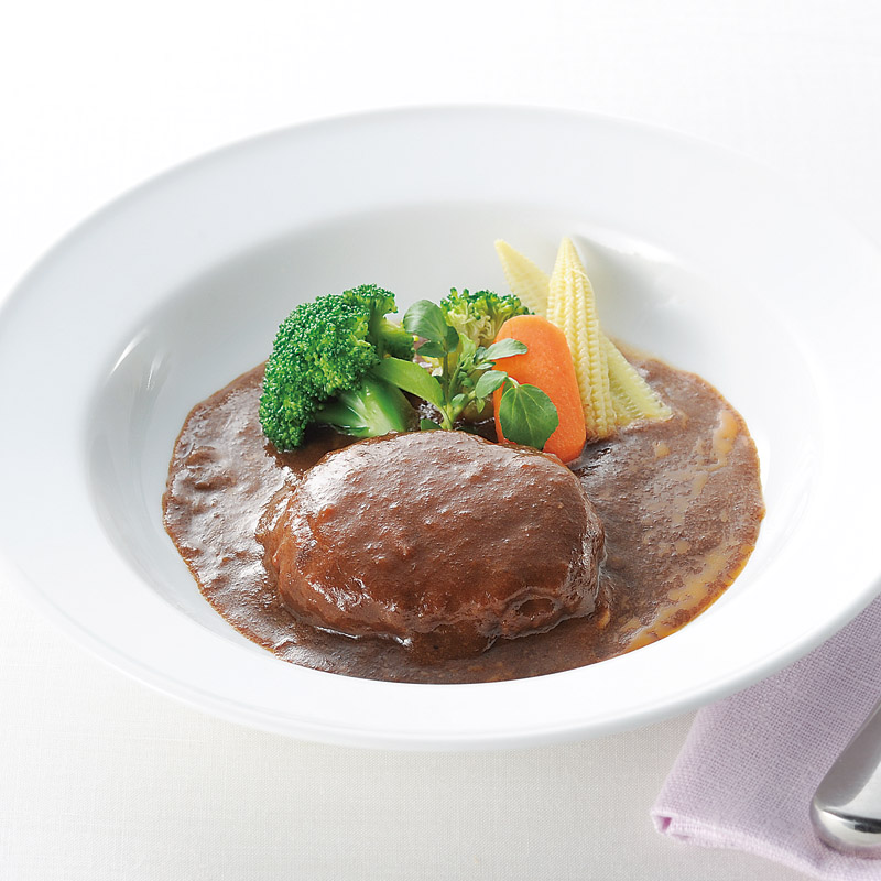 デミグラスソースが美味しい煮込みハンバーグ