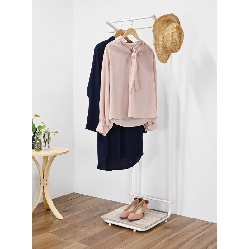 ヴィンテージ風ダブルハンガーラック