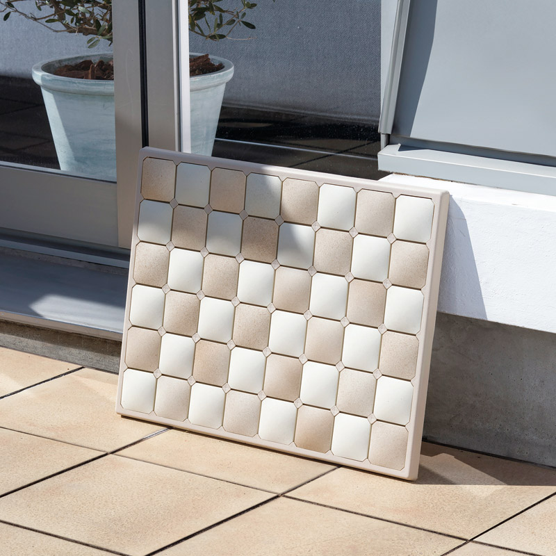 ボジョルナ　　珪藻土バスマットM