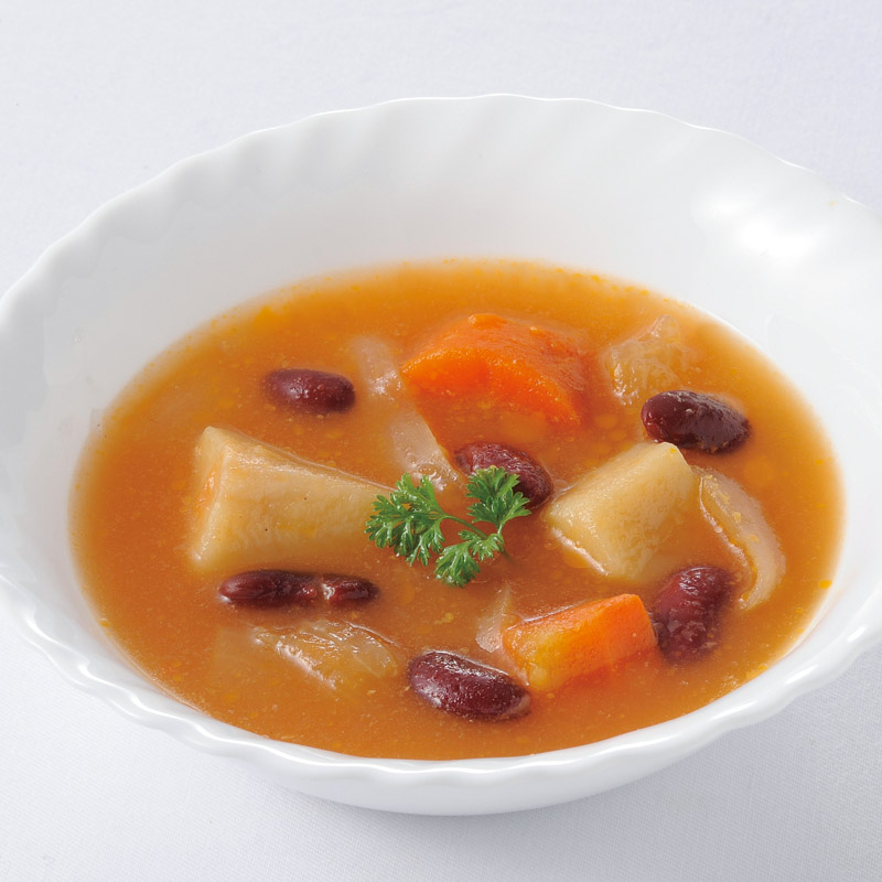 ボルシチ風たっぷり野菜のトマトスープ