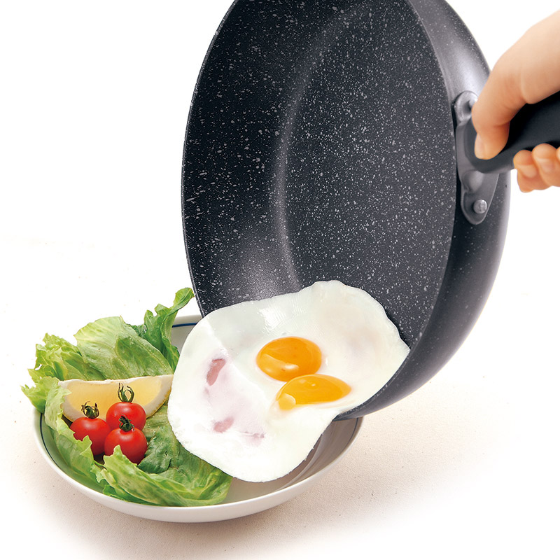 ニューネオストーンプレミアム フライパン&ディープパン