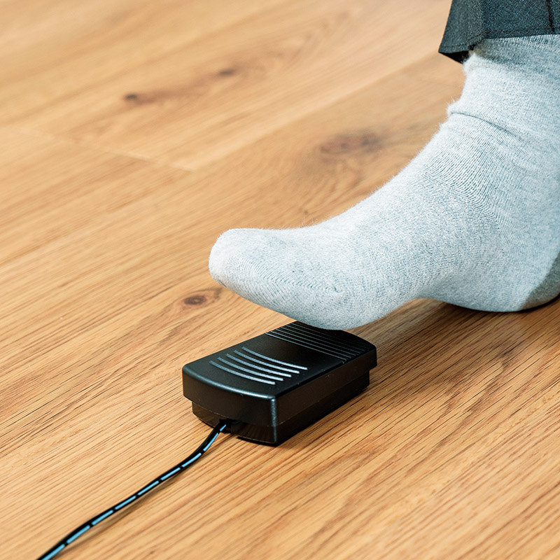 　コンパクトミシン