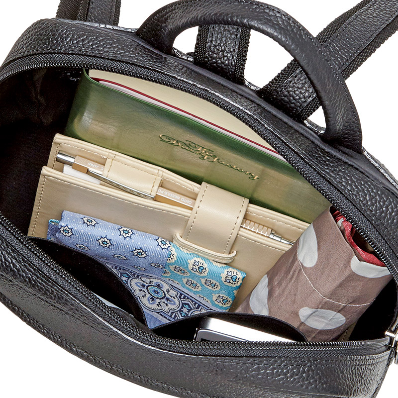 牛革リュック(ブラック)