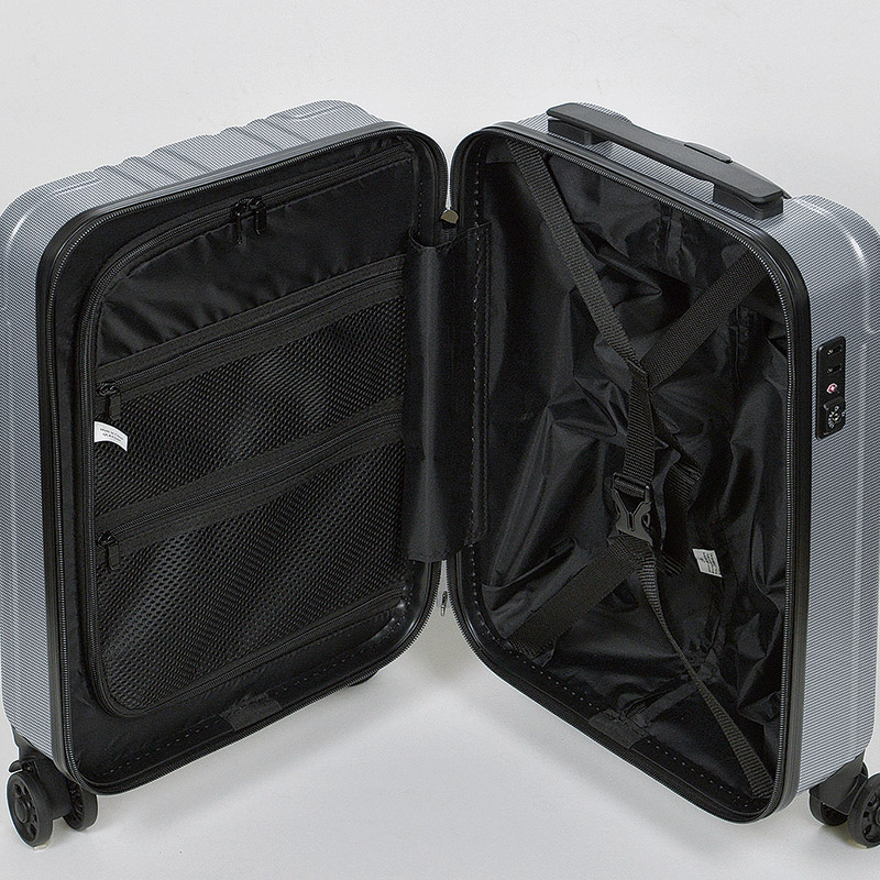 キャリーケース