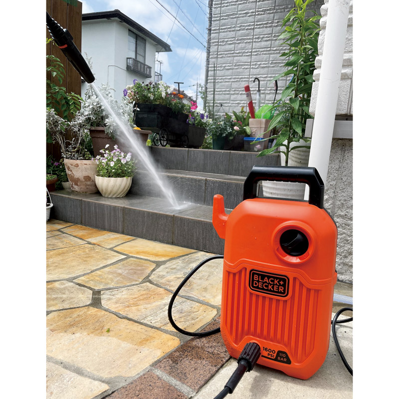 　スリム高圧洗浄機