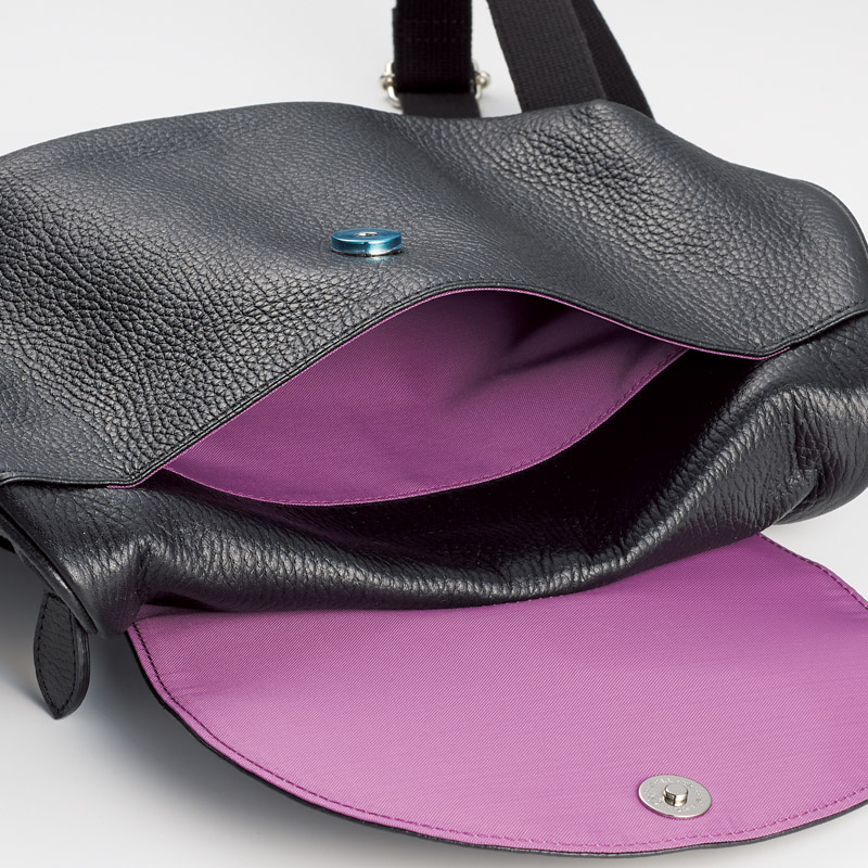 　日本製牛革リュック(ブラック)