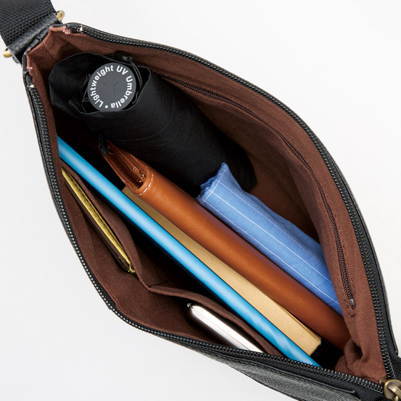 牛革ショルダーバッグ(ブラック)