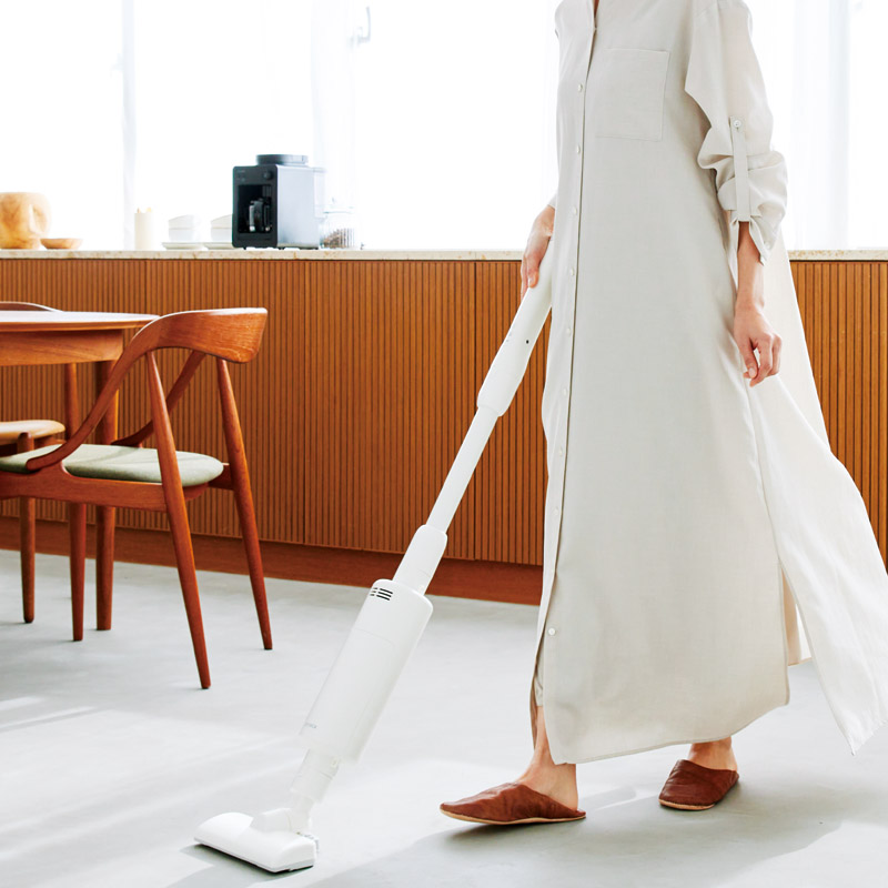 紙パック式コードレススティッククリーナー