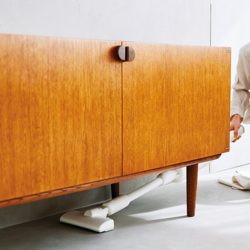 紙パック式コードレススティッククリーナー