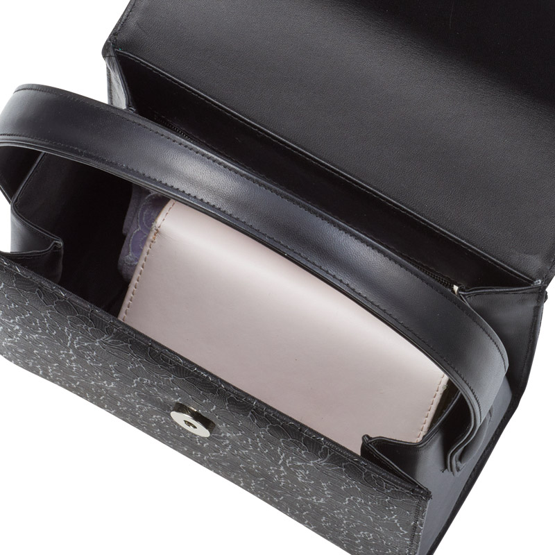 　ハンドバッグ(ブラック)